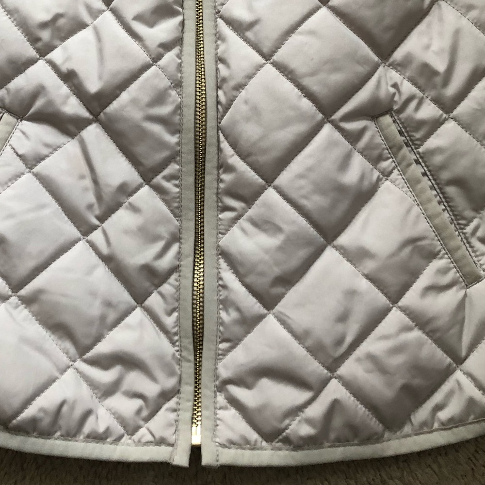 Light Tan Vest - Picture 2 of 3